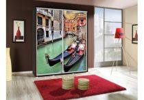 Šatní skříň s posuvnými dveřmi a obrázkem Benátky 1