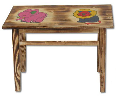 Dětský jídelní stolek ze smrkového dřeva AD232